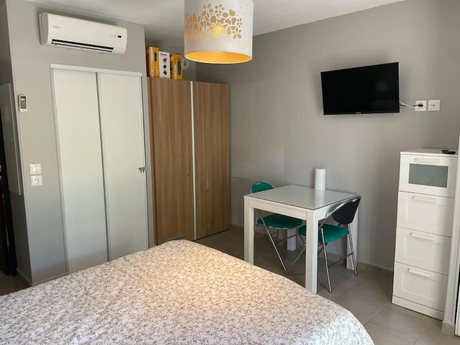 Studio Cosy Residence Odalys 3 Etoiles La Londe-les-Maures Extérieur photo